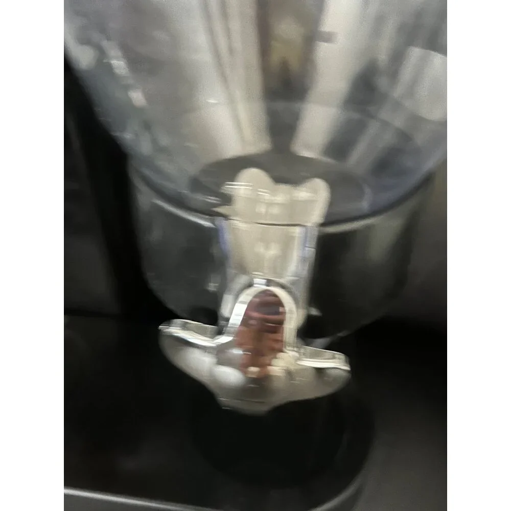 Airtight Dry Food Dispenser